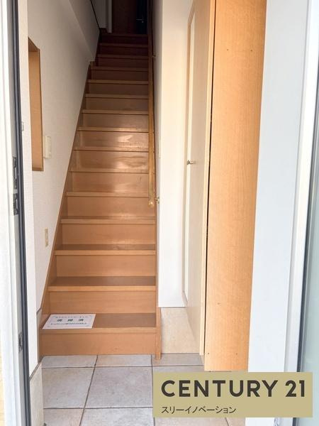 南恩加島6丁目店舗付き住宅の玄関|★玄関から見た室内★