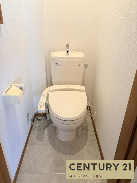 南恩加島6丁目店舗付き住宅のトイレ|★２階トイレ★