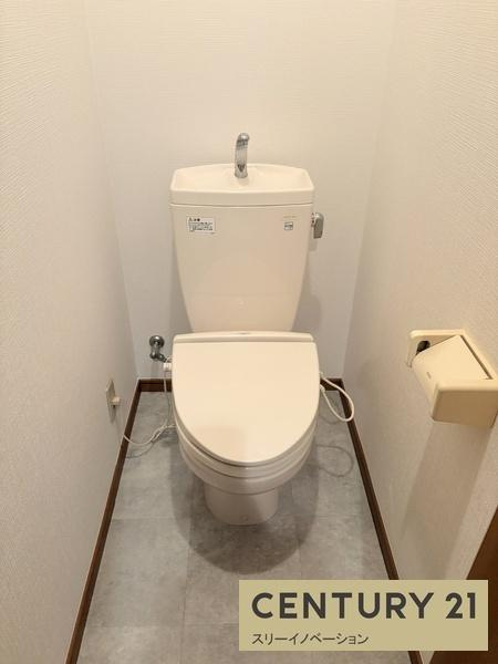 南恩加島6丁目店舗付き住宅のトイレ|★３階トイレ★