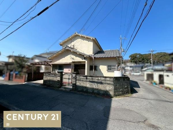 和歌山市直川　中古戸建の前面道路含む現地写真