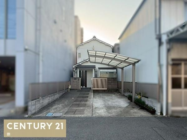 和歌山市屋形町５丁目　中古戸建の駐車場