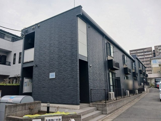 レオパレスフローラ中里