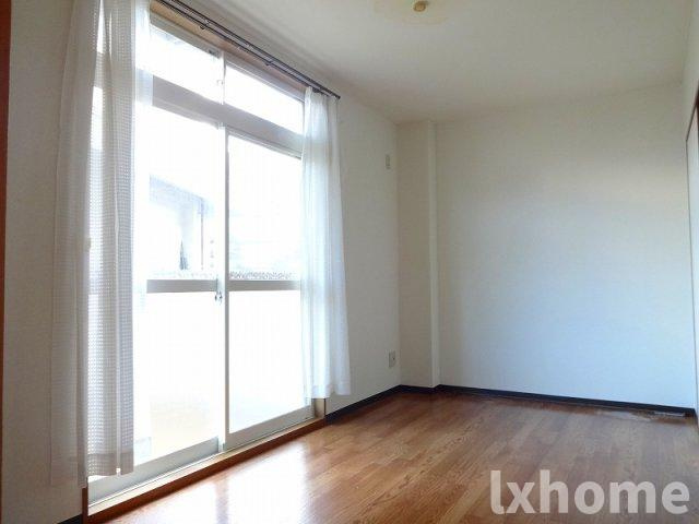 ハイツパルの内装|明るい色調の室内です