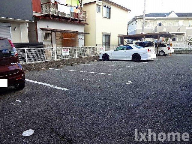 ハイツパルの駐車場|駐車場完備です
