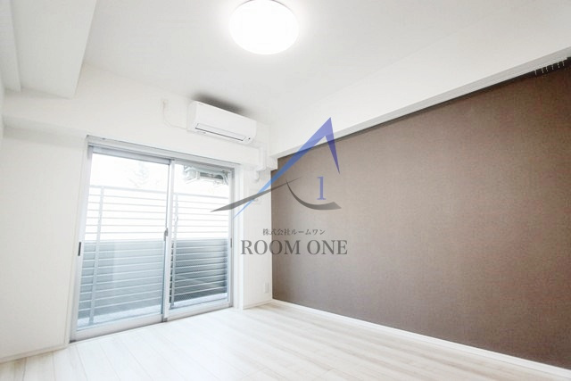 レーヴ　ドゥ　クレエ綾瀬