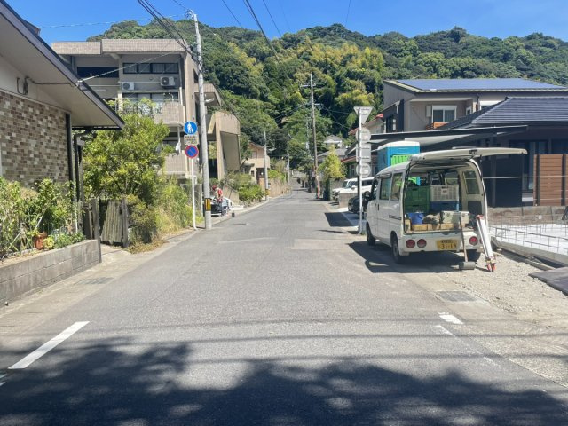 常盤3の家　鹿児島県鹿児島市常盤2丁目11-5の一部の前面道路含む現地写真|前面道路含む現地写真です