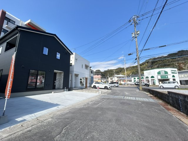鹿児島県鹿児島市中山２丁目4-53の前面道路含む現地写真|前面道路含む現地写真です