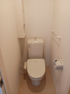 【トイレ】 | メゾン・ド・クレインＡ | 落ち着いたトイレです