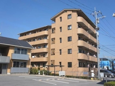 【外観】 | グリーンヒルズ | 5階建てマンションです♪