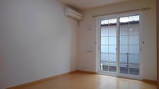 サンプラス　Ｋの居間・リビング|使いやすい居間です