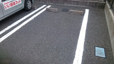 【駐車場】 | アズミナティ | 駐車スペースもあります