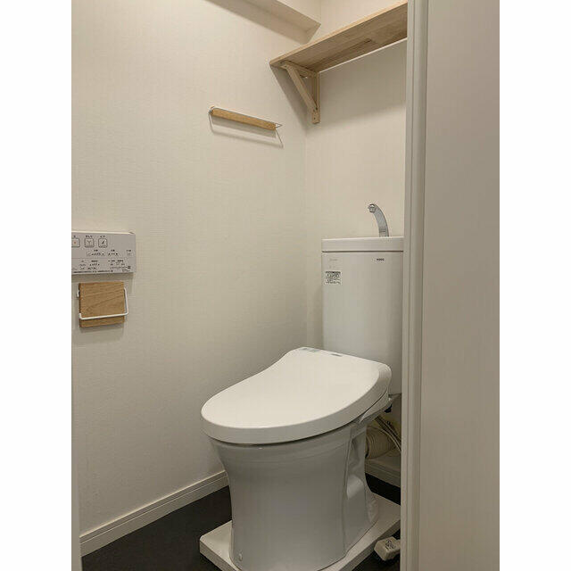 川崎市多摩区東生田１丁目の賃貸マンションのトイレ