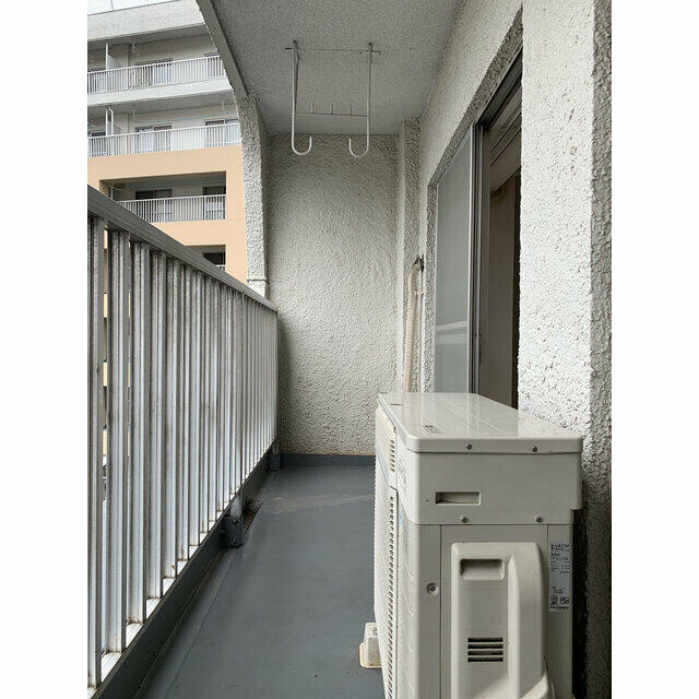 川崎市多摩区東生田１丁目の賃貸マンションのバルコニー