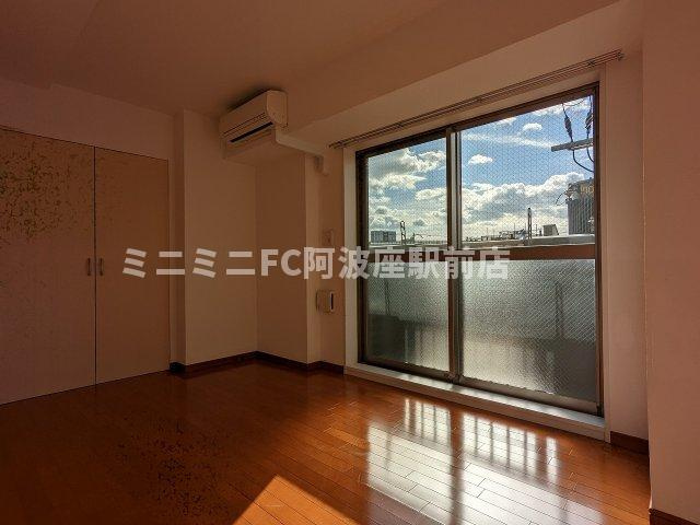 ディナスティ福島Ⅱの居間・リビング