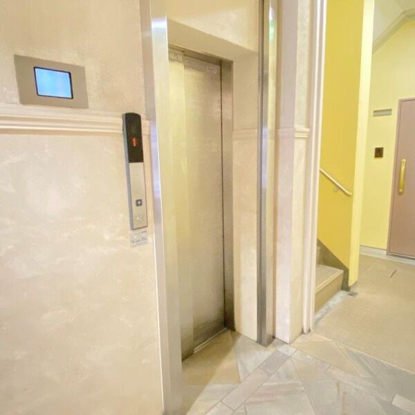 クリスタルエレガンス・EASTのその他共用部分