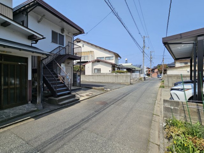 【前面道路含む現地写真】 | 鳥取市吉方温泉２丁目中古戸建て