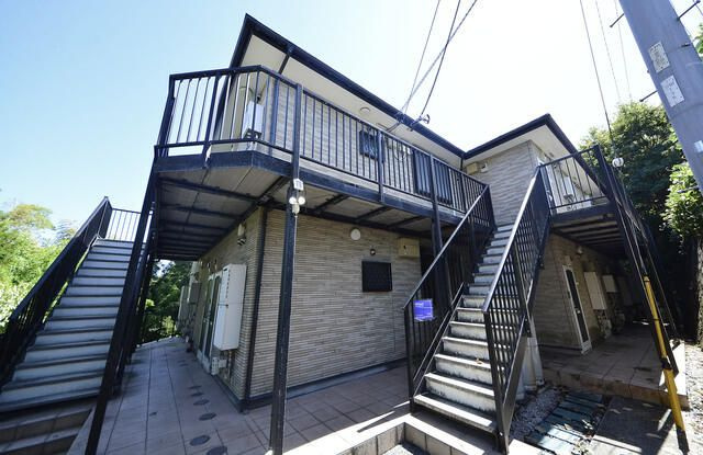 横須賀市緑が丘のアパート