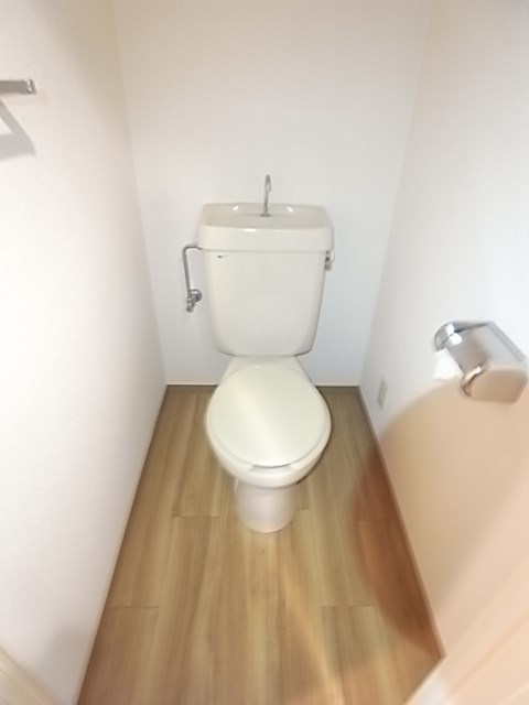 プライムハウス甲東園のトイレ