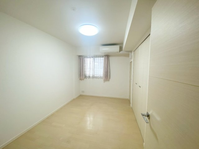 セレッソコート芦屋竹園の洋室