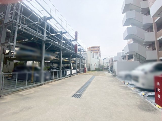 セレッソコート芦屋竹園の駐車場