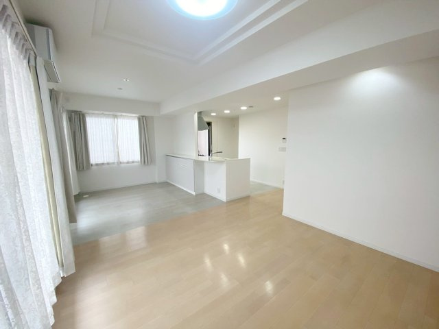 セレッソコート芦屋竹園の居間・リビング