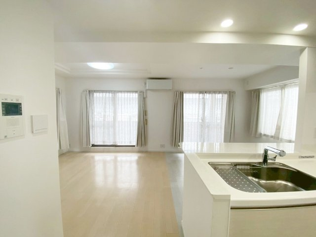 セレッソコート芦屋竹園の居間・リビング