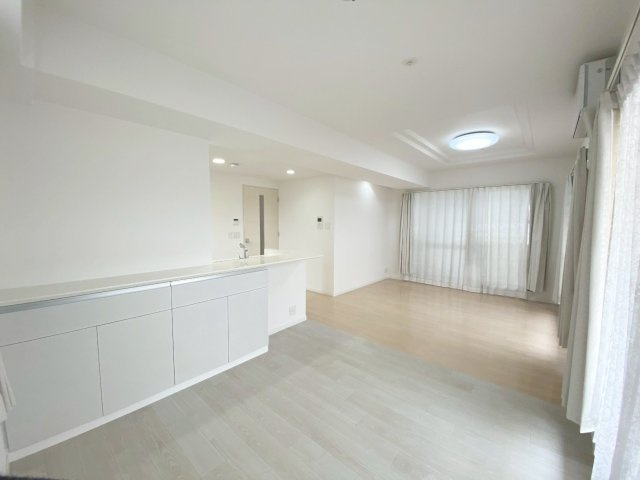 セレッソコート芦屋竹園の居間・リビング