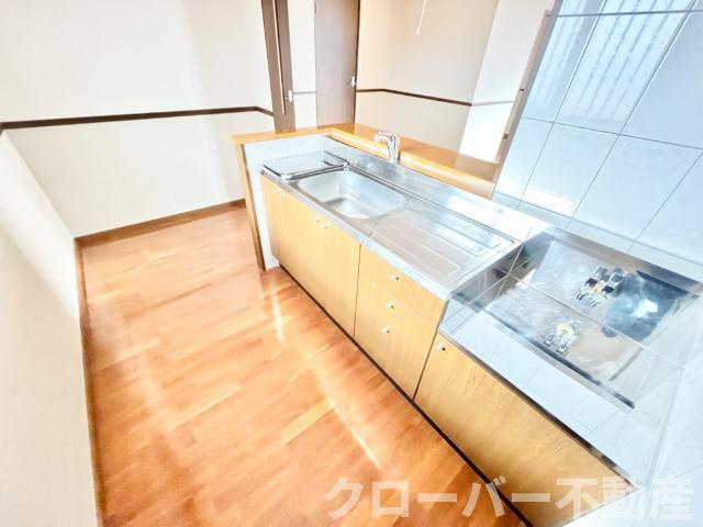 ステイブル円座Ⅱのキッチン|キッチン