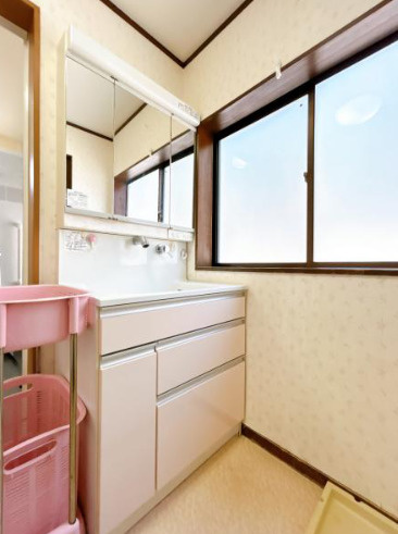 売中古戸建　中央区大人見町の独立洗面台