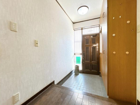売中古戸建　中央区大人見町の玄関