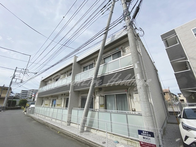 茅ヶ崎市小和田３丁目のアパートの外観