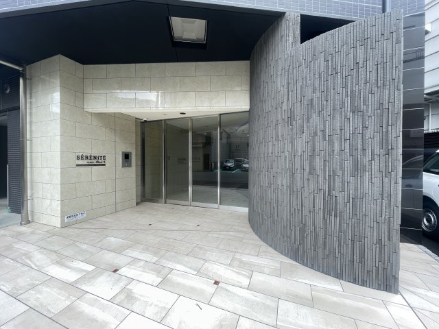 【エントランス】 | セレニテ難波ミラク参番館