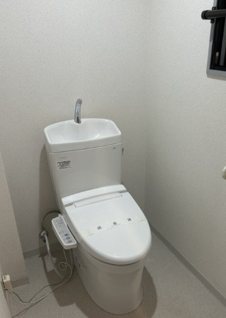 大塚戸建のトイレ