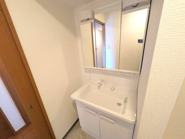 【独立洗面台】 | ロワイヤル飾磨