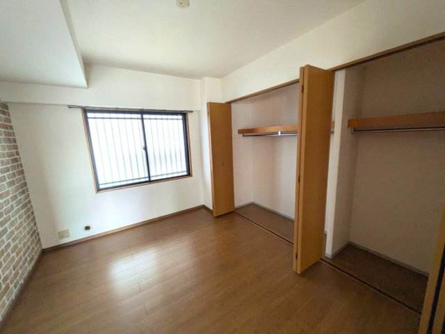 【洋室】 | ロワイヤル飾磨