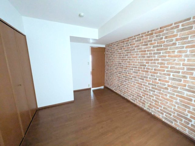 【洋室】 | ロワイヤル飾磨