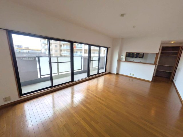 【居間・リビング】 | ロワイヤル飾磨