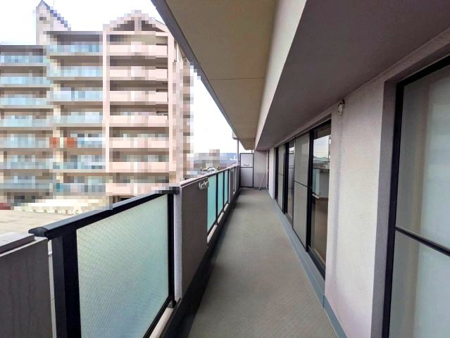 【バルコニー】 | ロワイヤル飾磨