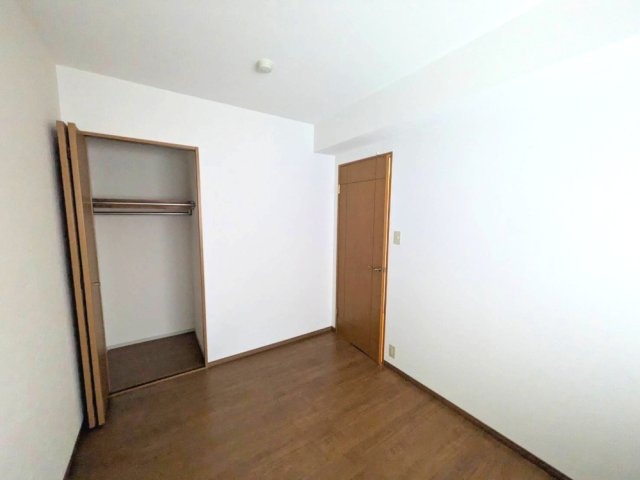 【洋室】 | ロワイヤル飾磨