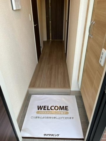 メゾンエスポワール緑丘の玄関