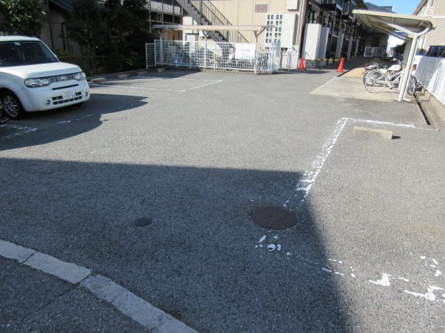 グレイスハイムの駐車場