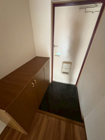 ベルドミール平戸橋2番館の玄関