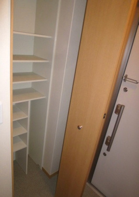 【玄関】 | フラット桃ヶ池