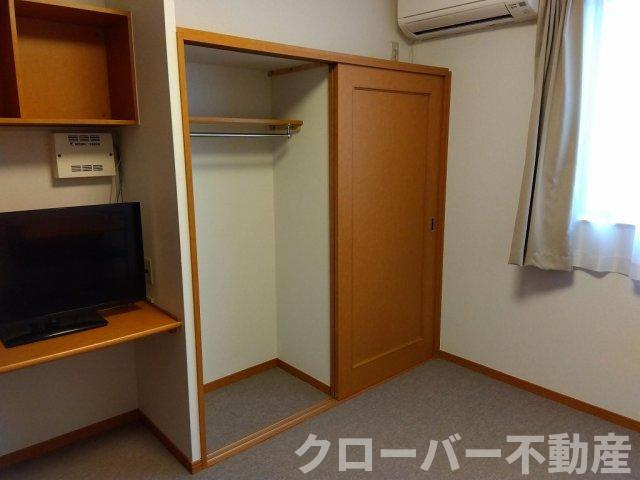 レオパレス桜坂の収納