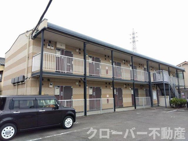 レオパレス桜坂の外観