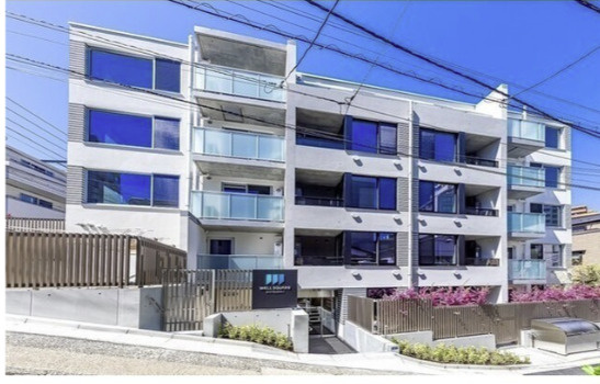 ウェルスクエア初台の外観