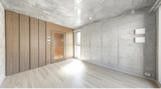 ウェルスクエア初台の居間・リビング