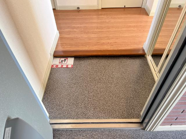 サニーコートＡ棟の玄関|玄関