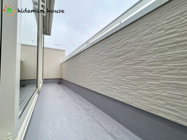 蓮田市西新宿　新築戸建　リーブル02のバルコニー