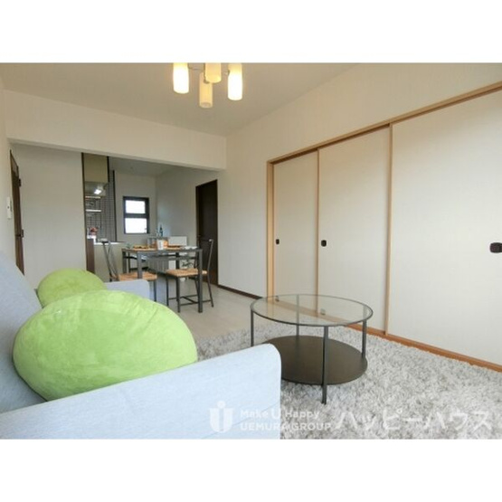 【居間・リビング】 | ロイヤルハイツ博多南 | 現況優先です。